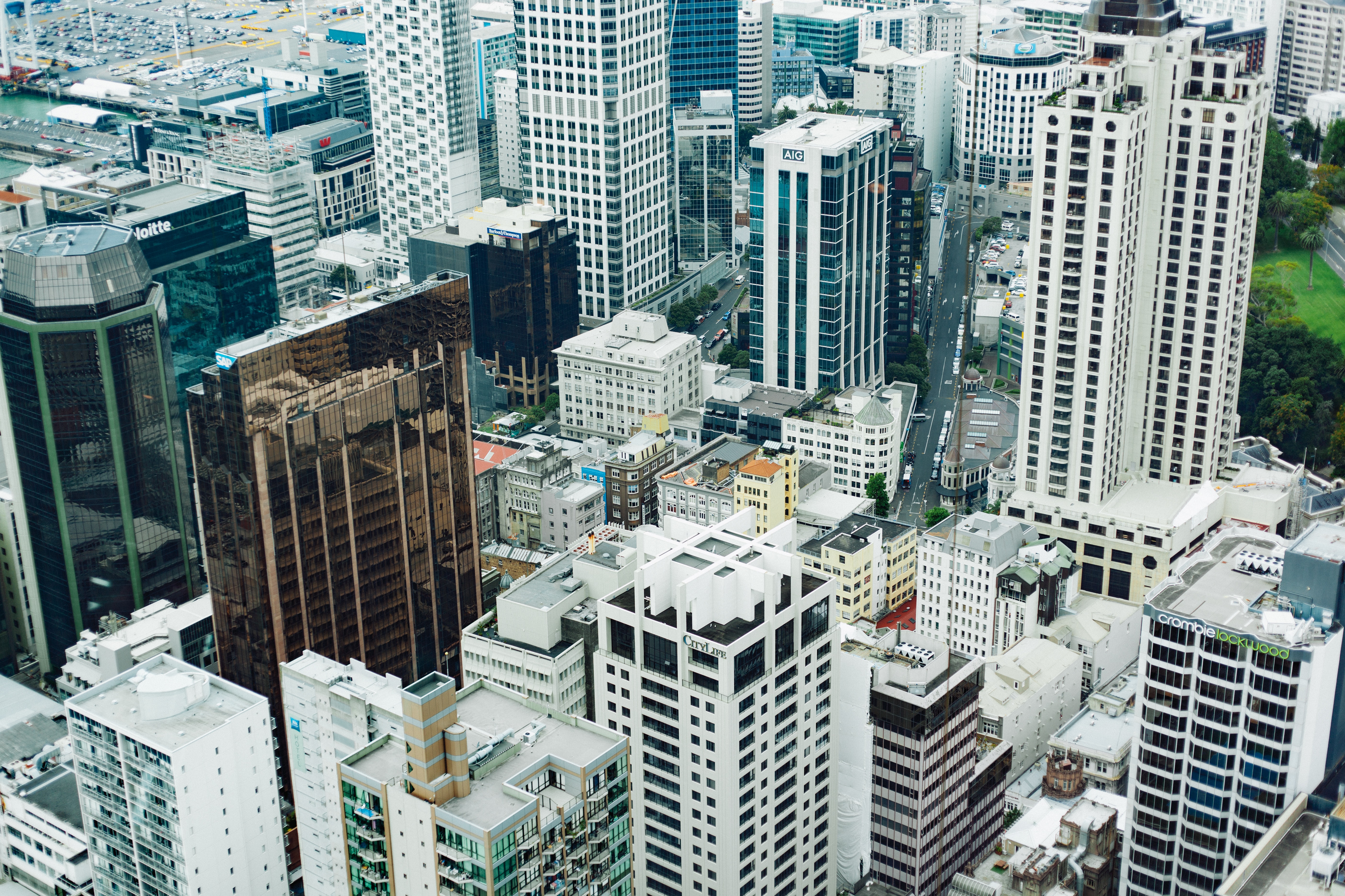 jordan-donaldson-jordi-d-YChDFeOKktI-unsplash (1)